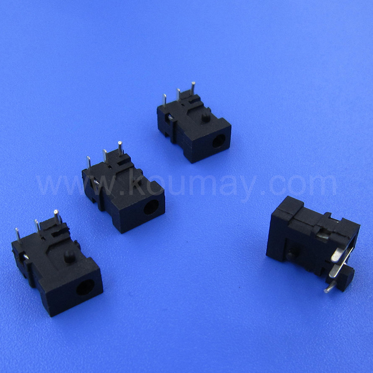 Φ0.7X2.5/2.8三脚直流电源插座DC-007/DC007