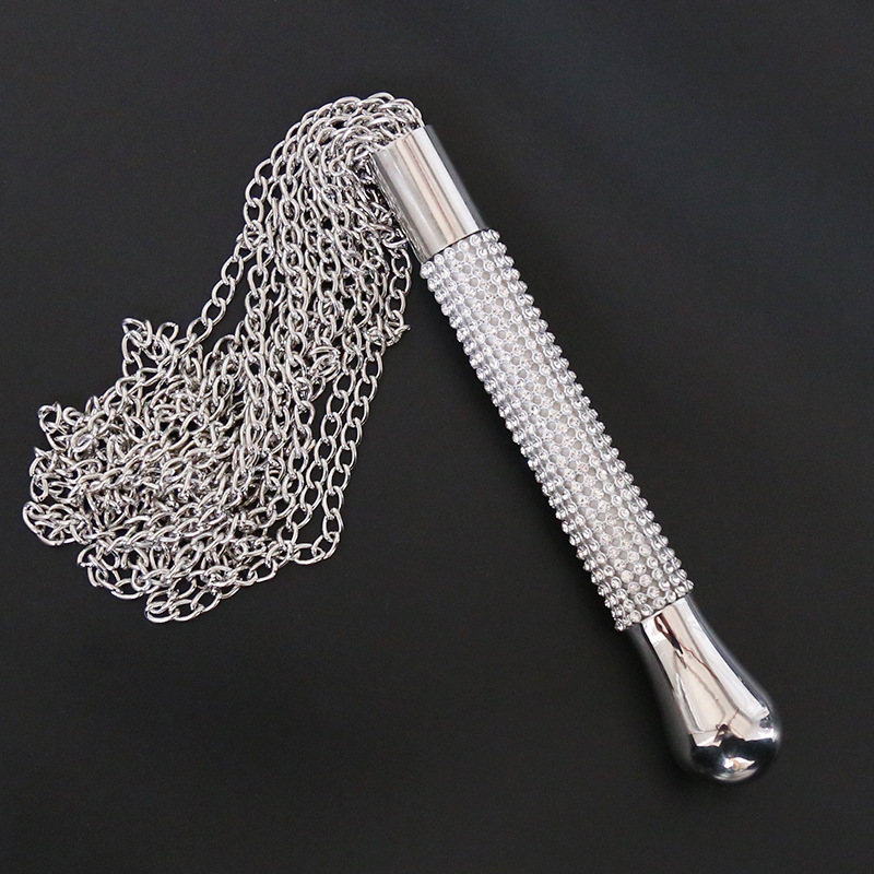 Látigo de juguete para adultos, venta caliente, mango de diamante, cadena de hierro, látigo con cadena pesada, látigo de caballo, látigo de enseñanza, juguete sexual, identificación