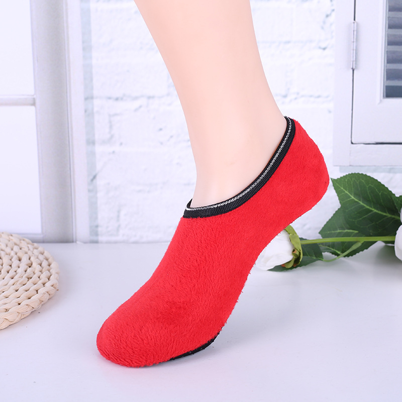 2023 new parent-child early education Sports non-slip floor socks solid color plush comfortable women's socks furniture indoor socks