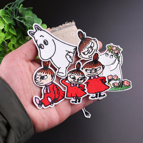Yixiu cartoon computer embroidery chapter cute little girl animal clothes decoration patch sticker embroidery cloth sticker embroidery