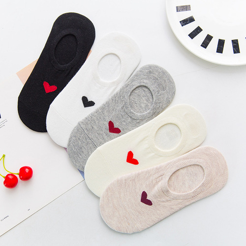Spring and summer small peach heart women's socks, cotton love women's invisible boat socks, silicone non-slip short socks wholesale