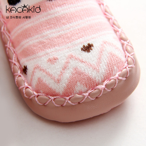 Autumn floor socks baby children's socks cartoon children's non-slip soft bottom leather bottom baby socks class a combed cotton shoes and socks