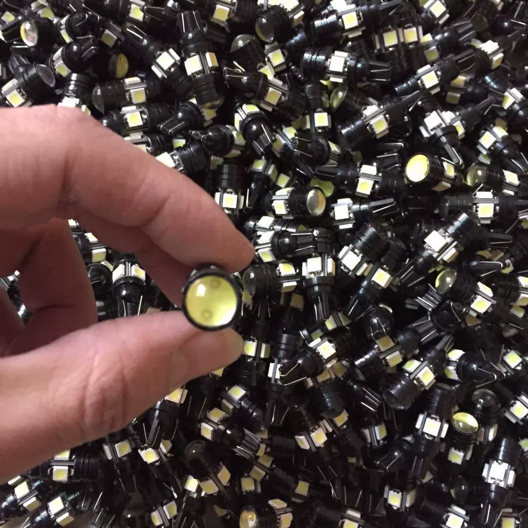 T10 W5W Heifeng 4 + 1 алюминиевый корпус, светодиодный индикатор ширины автомобиля, небольшой светильник, освещение двери, освещение номерного знака