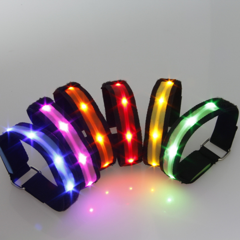 Flashing light strip