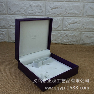 ��ɫ�����η��w�錚��б�yʽ��ָ������C���b�жYƷ��