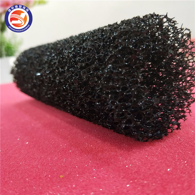 厂家批发 40ppi黑色泳池杂质处理过滤泡棉 水渣隔离材料