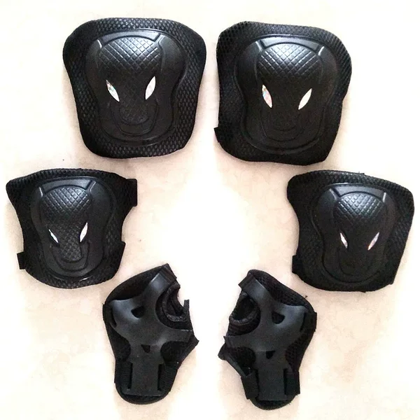 Adult Roller Skating Protector 6-Piece Set Men's and Women's Skating Roller Skates Skateboard Protector Helmet Knee Protector Wrist Protector