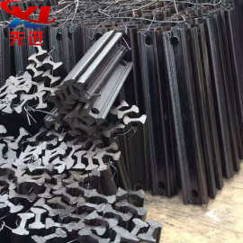 山东厂家供应多规格矿用刮板牛角锰钢材质锻造刮板现货直售