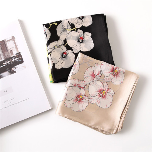 Japanese and Korean Spring and Autumn New Elegant Small Square Scarf Korean Printed Sunscreen Silk Scarf Fashion Trendy Sweet Scarf