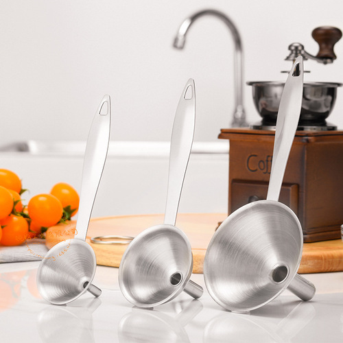 Stainless steel funnel three-piece set mini small funnel oil vinegar wine spice essential oil filling sauce leakage household oil leakage wine