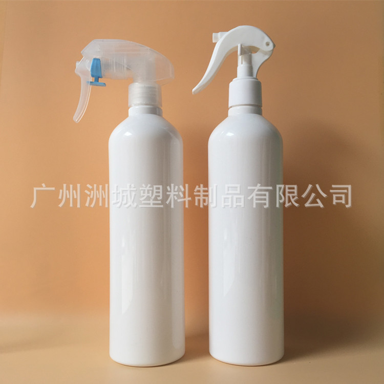 供应500ml圆肩塑料喷雾瓶白色侧喷细雾喷瓶子甲醛瓶电触媒瓶