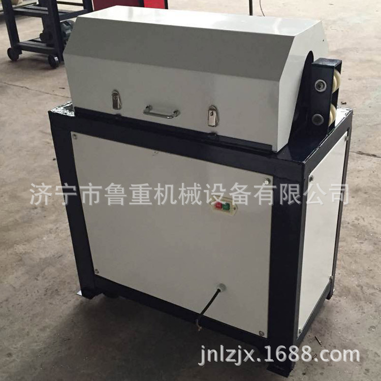 32型旧钢筋除锈机定金 废旧钢筋高效除锈机 经济适用