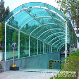 济南声屏障隔音实心耐力板每平方价格车棚雨棚蓝色PC耐力板图片