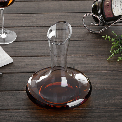 European style personalized red wine decanter creative crystal glass wine dispenser hotel small wine pourer