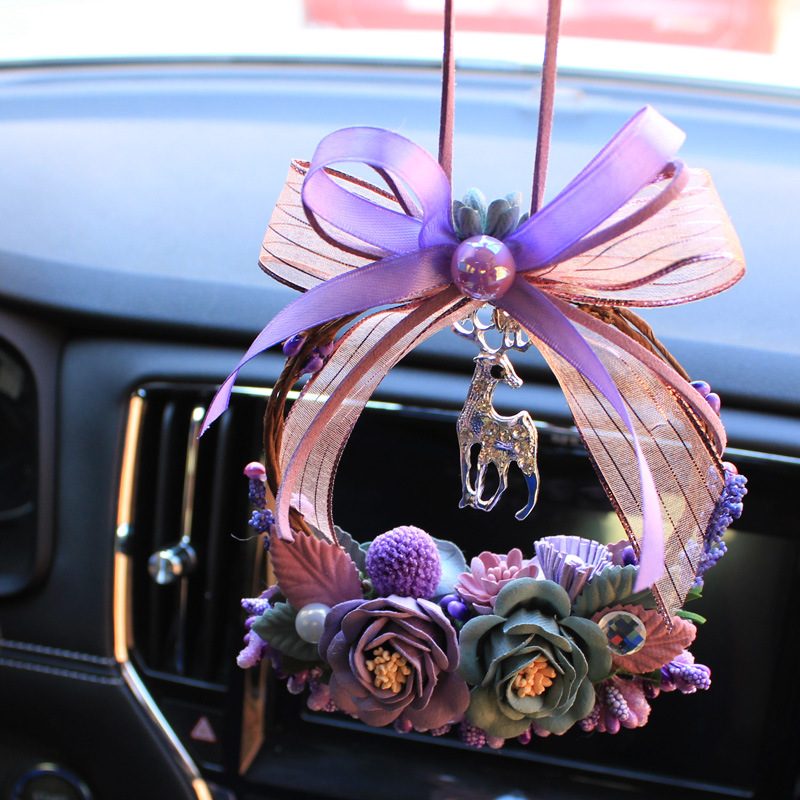 Nuevo producto colgante de coche rosa colgante de coche femenino ciervo colgante interior de coche corona celebridad de Internet DIY al por mayor