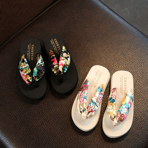 Children's slippers summer wholesale children's shoes flip-flops parent-child beach shoes vacation shoes Korean style bohemian sandals