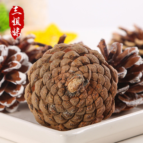 One kilogram of pine cones Christmas pendants handmade diy raw materials pine cone ball decorations manufacturers wholesale