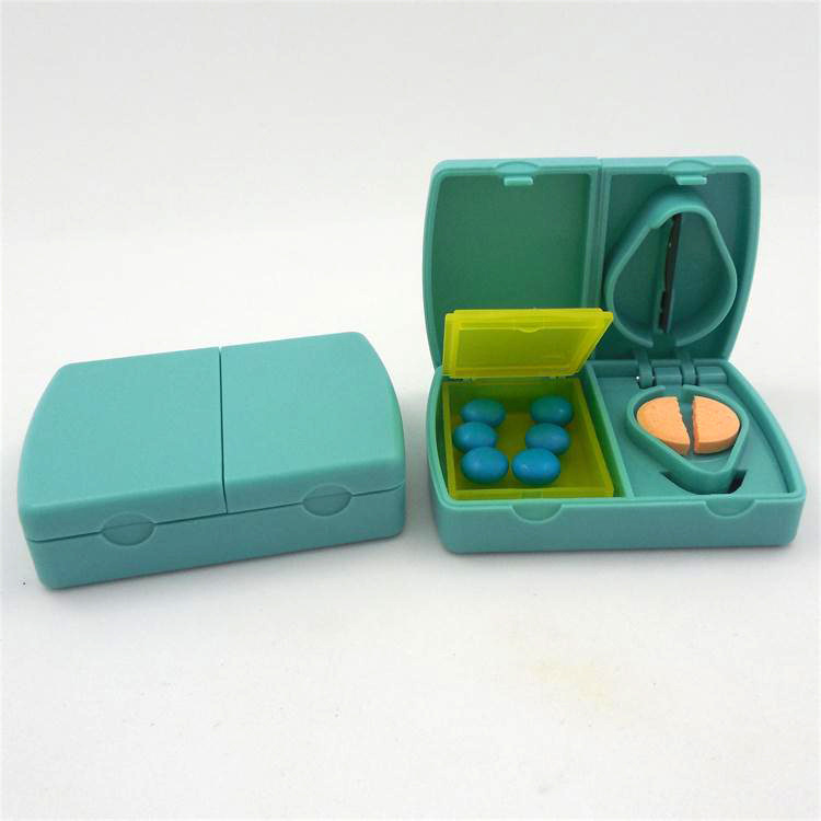 塑料收纳带刀药盒进口不锈钢刀片切药盒切药器分药器多用切药盒