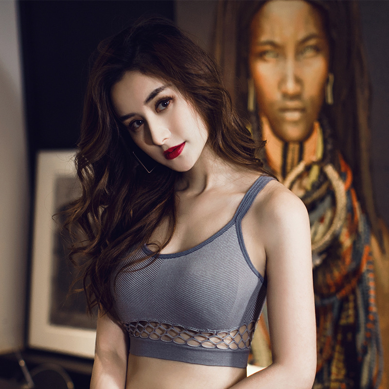 Spring And Summer Style Seamless Mesh Non-wired Sports Bra For Women With Double Cross Breathable Straps For Breast Wrapping