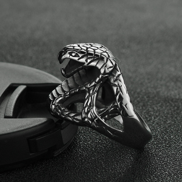 Men's ring