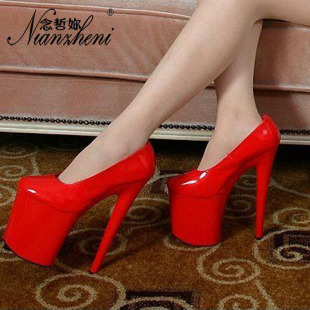 20cm���߸��tɫ�A�^�����Ь���߷�ˮ̨�����ԸЕr���¿Ů��Ь