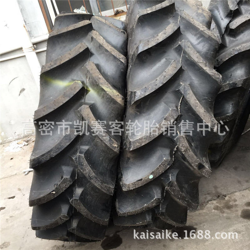 厂家供应拖拉机轮胎420/70R24人字花纹子午线轮胎农用胎橡胶