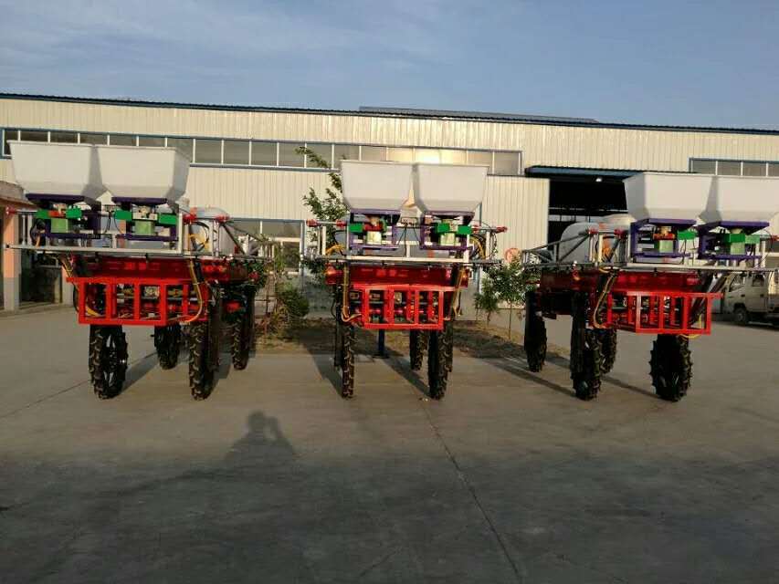 棉花吊喷喷雾器   自走式喷药机   四轮喷雾器   红日喷雾器