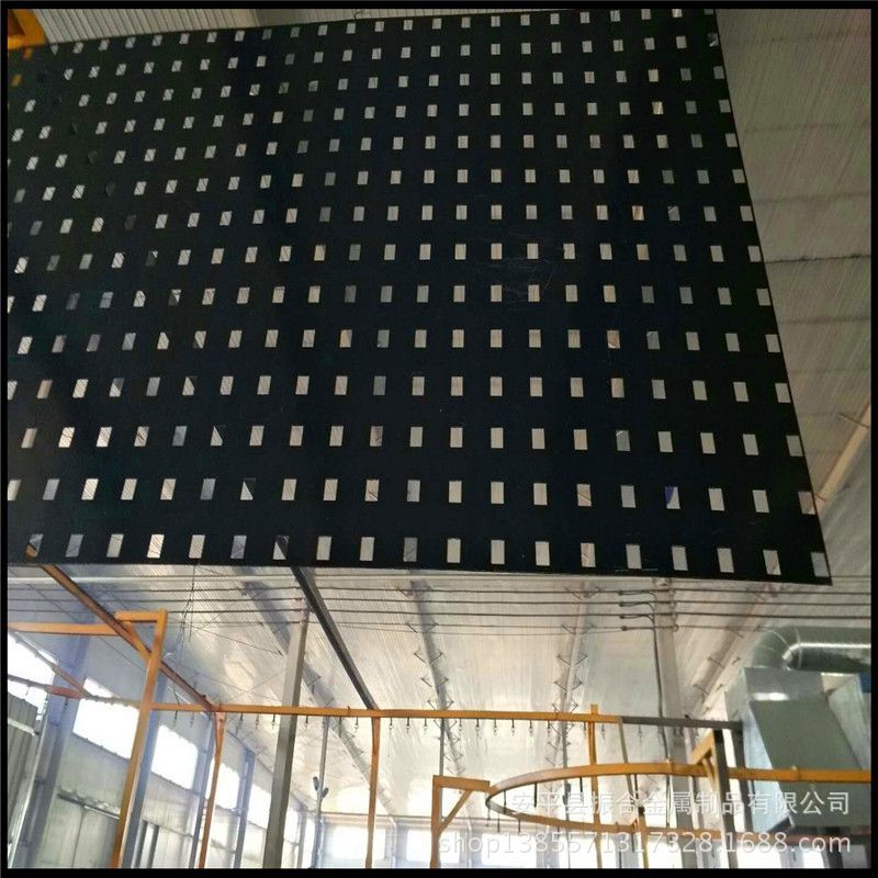 20*30mm黑色喷塑长方孔洞洞板 1.5个厚直排冲孔网板