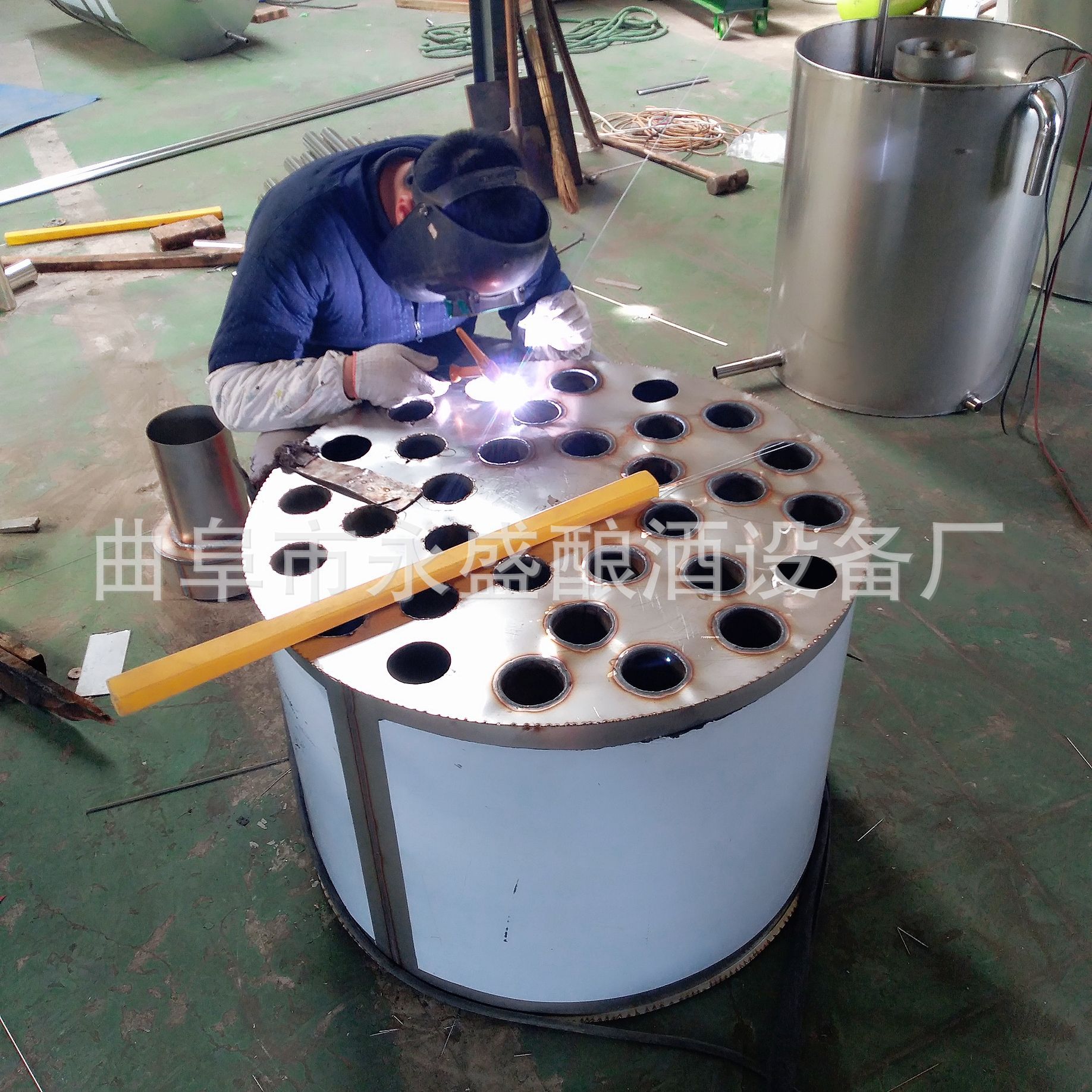 源头厂家生产双层保温式冷却器 酿酒设备配套冷凝器 厂家直销