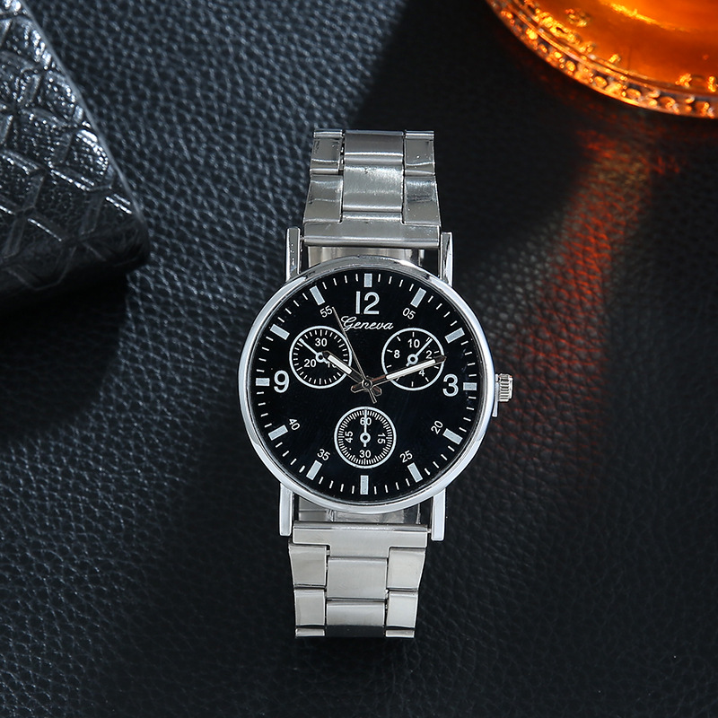 Reloj azul-Ray casual de los hombres reloj de la correa de acero de tres ojos reloj de regalo de los hombres reloj de cuarzo fabricante en stock al por mayor image 3
