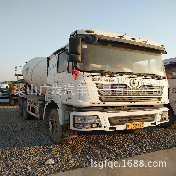 Бетономешалка HOWO GLY5317GJ85 10 м³