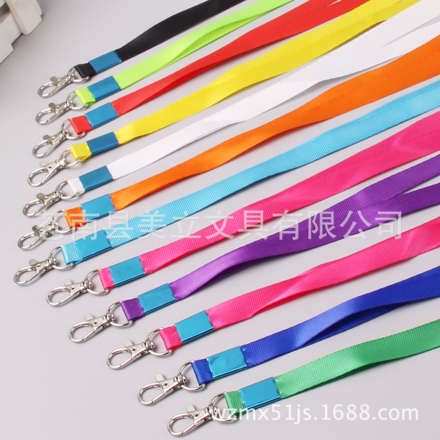 1,5 Обычный крюк для лобстера Сертификат Бренд Ремешок Нагрудная карта Ремешок Выставочная Рабочая карта Студенческий ремешок Задняя карточка Ремень