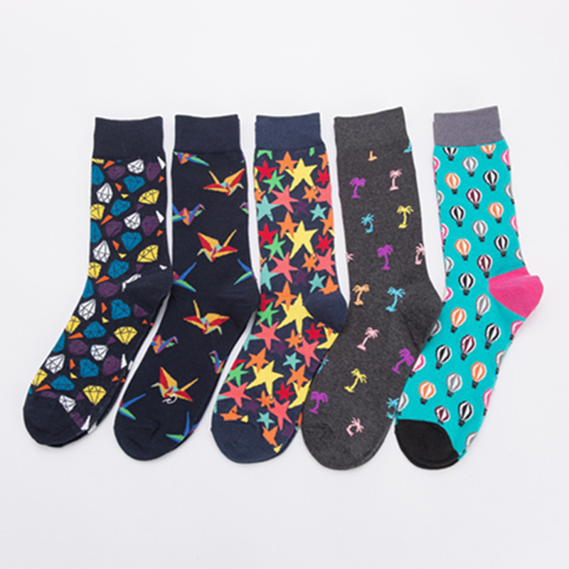Spot cross-border tide socks Happy Socks classic dark series casual cotton socks men's large size mid-tube socks