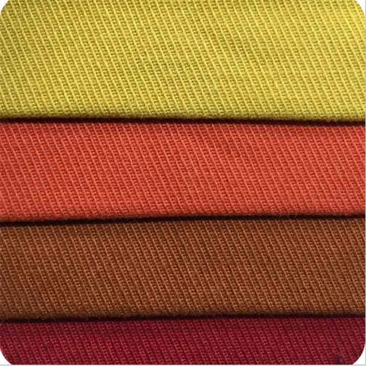 全棉骑兵斜纹纱卡32/2*32+40d 130*80,TR四面弹力裤料40/2*16+70D