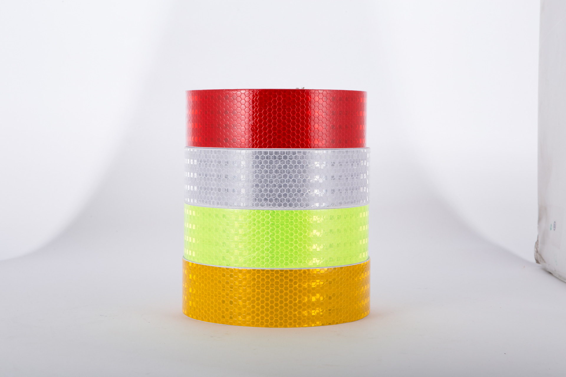 跨境专供欧标反光贴PET反光材料反光晶格片防水布现货批发反光膜