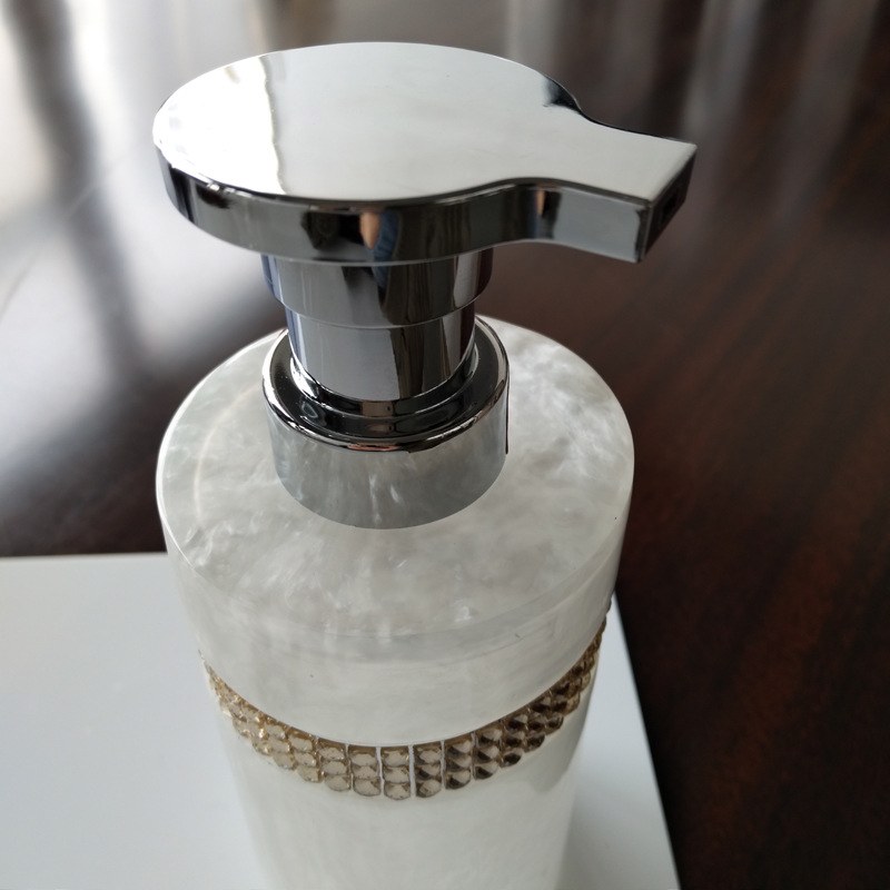 供应28口径洗手液乳液瓶喷头洗手液瓶按压器压头压嘴压泵头按压泵