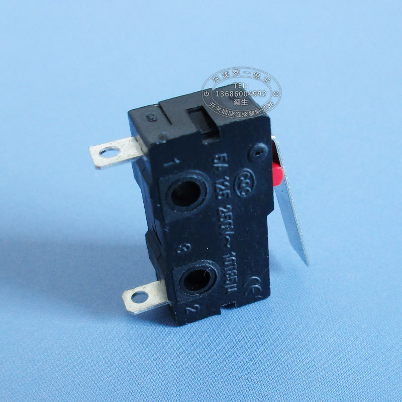小型吸尘器常用常闭行程开关两脚直柄式接线脚微动开关KW12-B-2