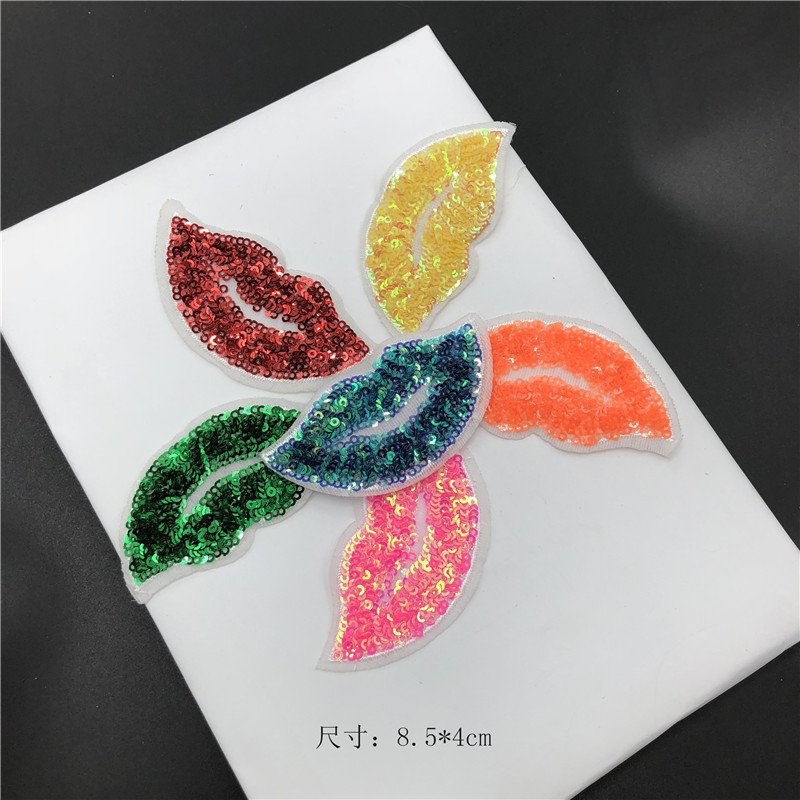 亮片小嘴唇刺绣布贴服饰背胶布贴卫衣修饰贴标修护章厂家直供