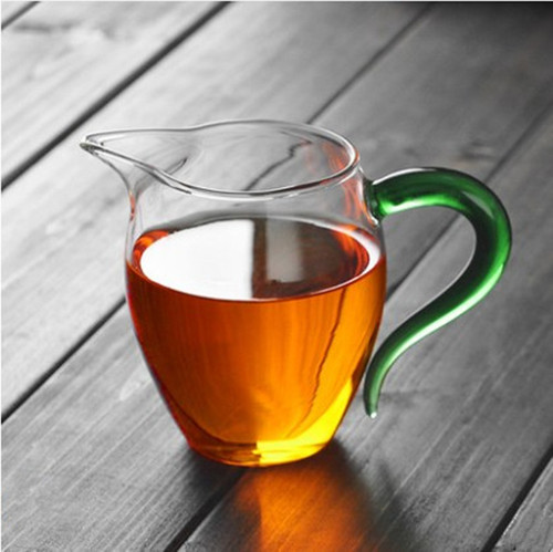 Household glass fair cup thickened tea tea sea tea cup color handle tea divider custom printing manufacturer wholesale