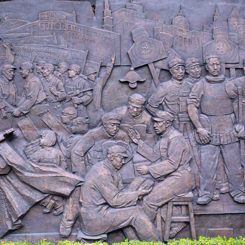 厂家专业加工 红军主题锻铜浮雕 校园铜浮雕大型广场雕塑设计