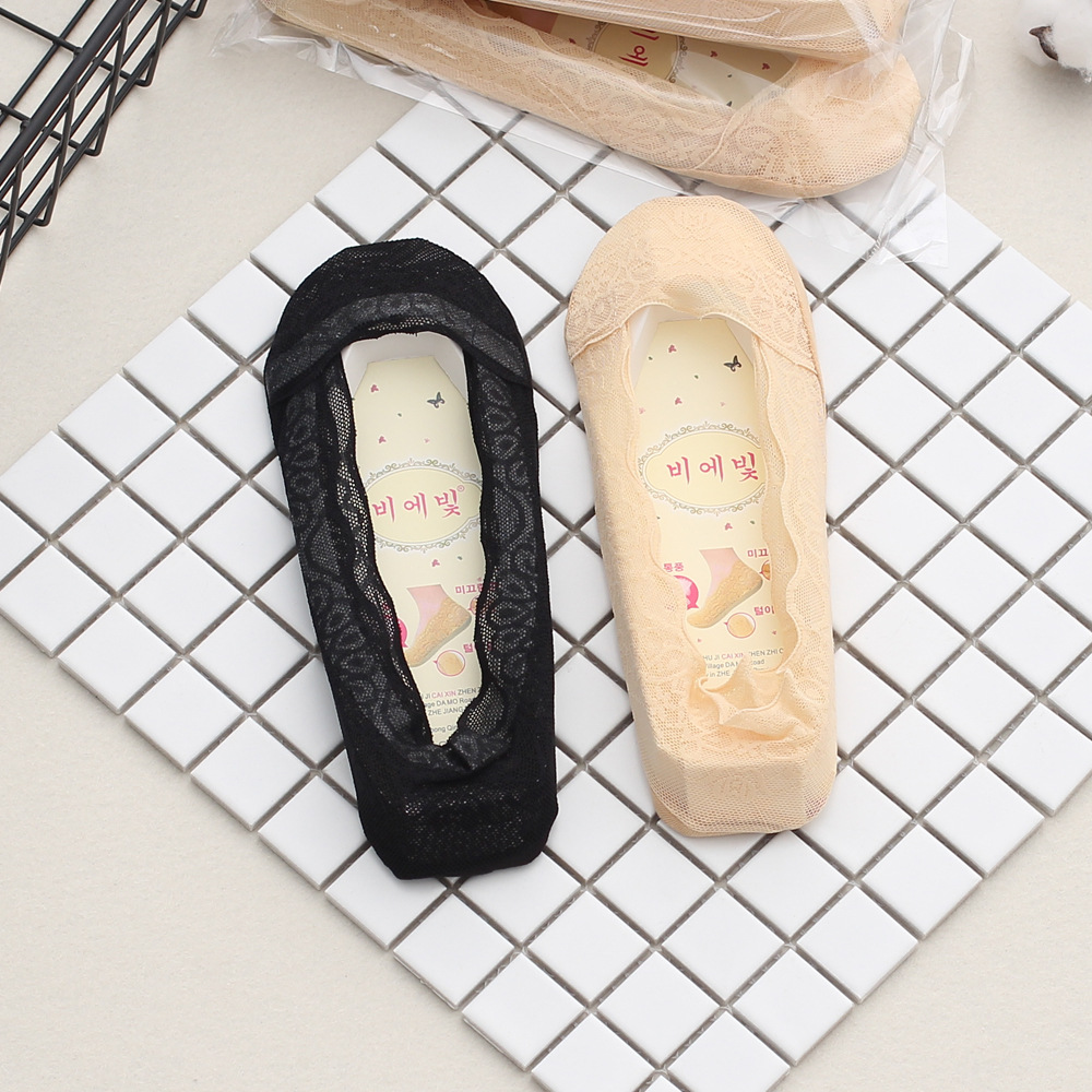 New South Korea socks shallow mouth invisible boat Socks lace silicone sole non-slip boat Socks women's thin anti-slip boat Socks