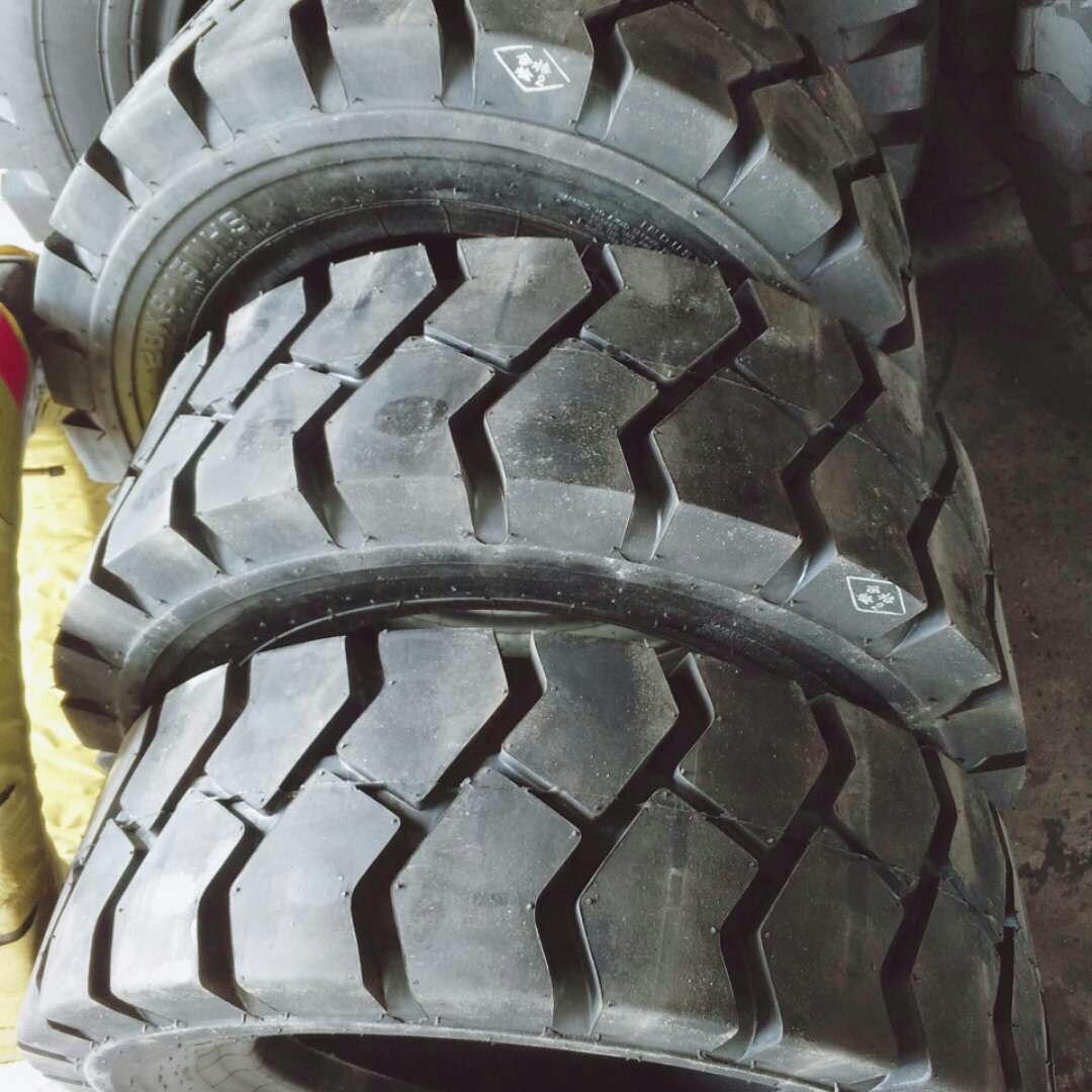 现货销售28*9-15NHS 叉车专用矿山轮胎 优质耐磨 大量现货