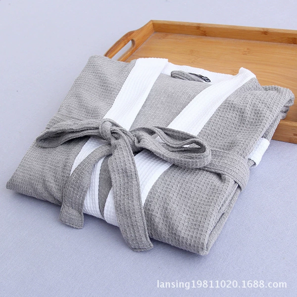 Female model-gray white wide edge