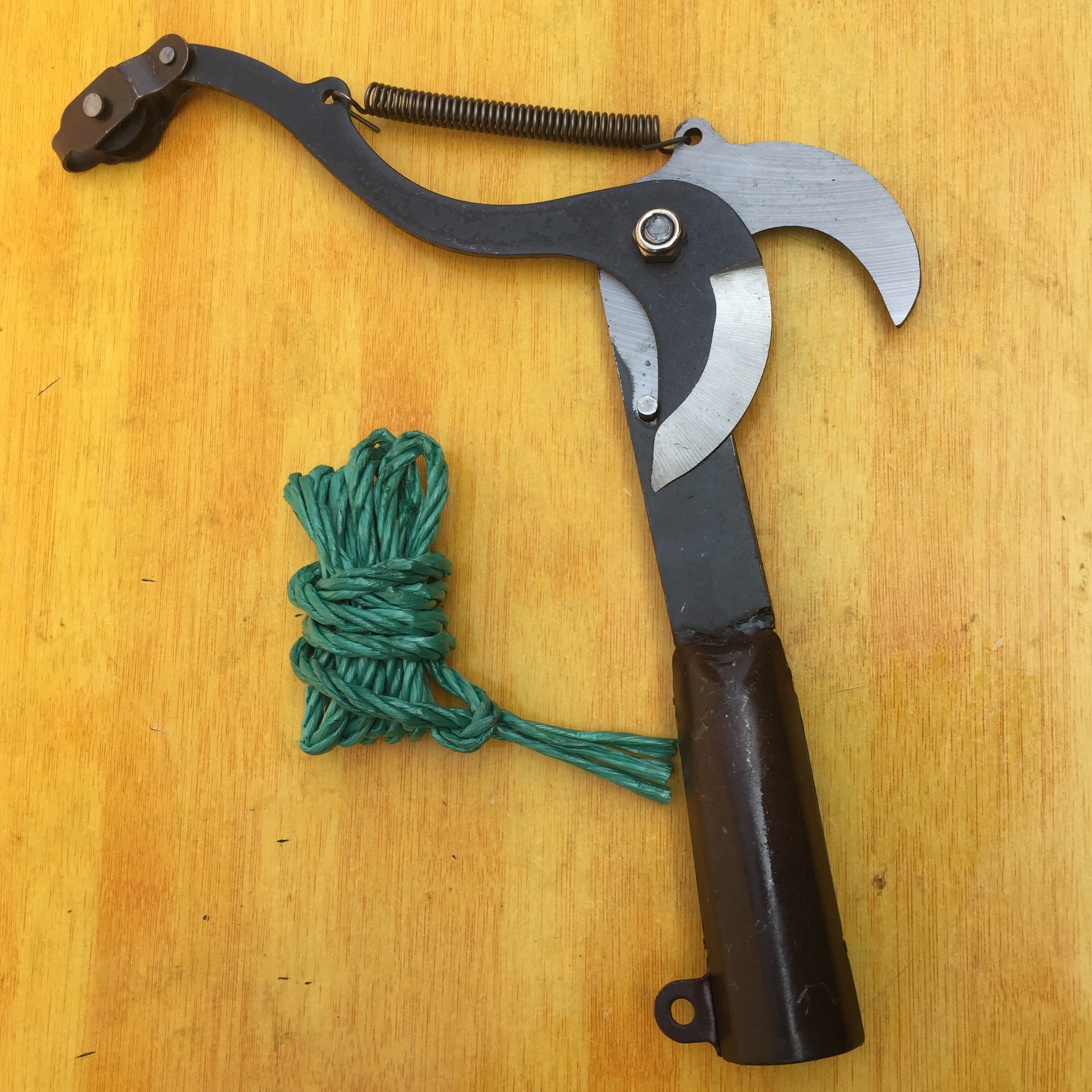 批发园林剪刀   黑色滑轮高枝剪刀   高空剪   果枝剪   园林剪刀