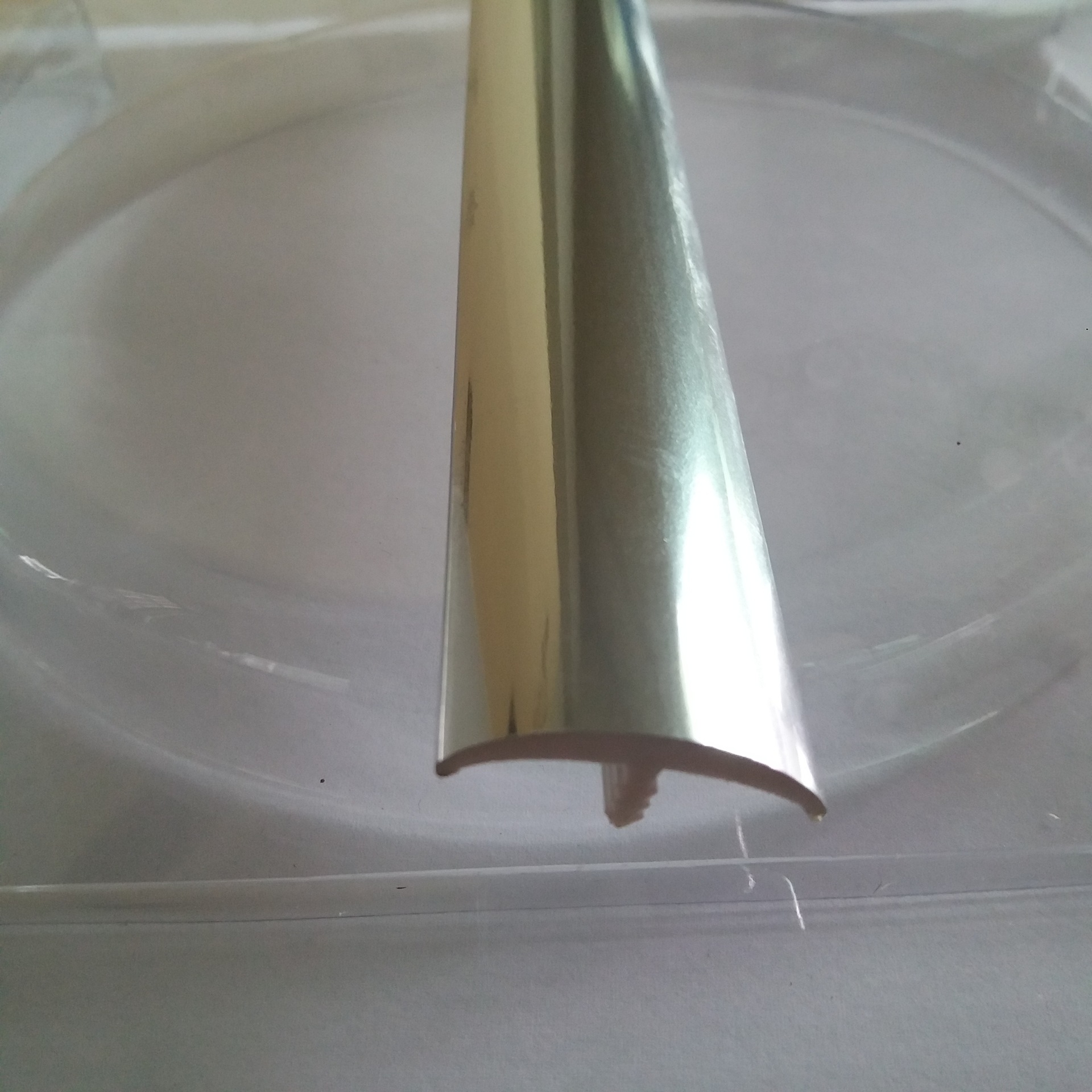 厂家供应PVC封边条包边条金t型条金属质感质量稳定 交货快 品种多