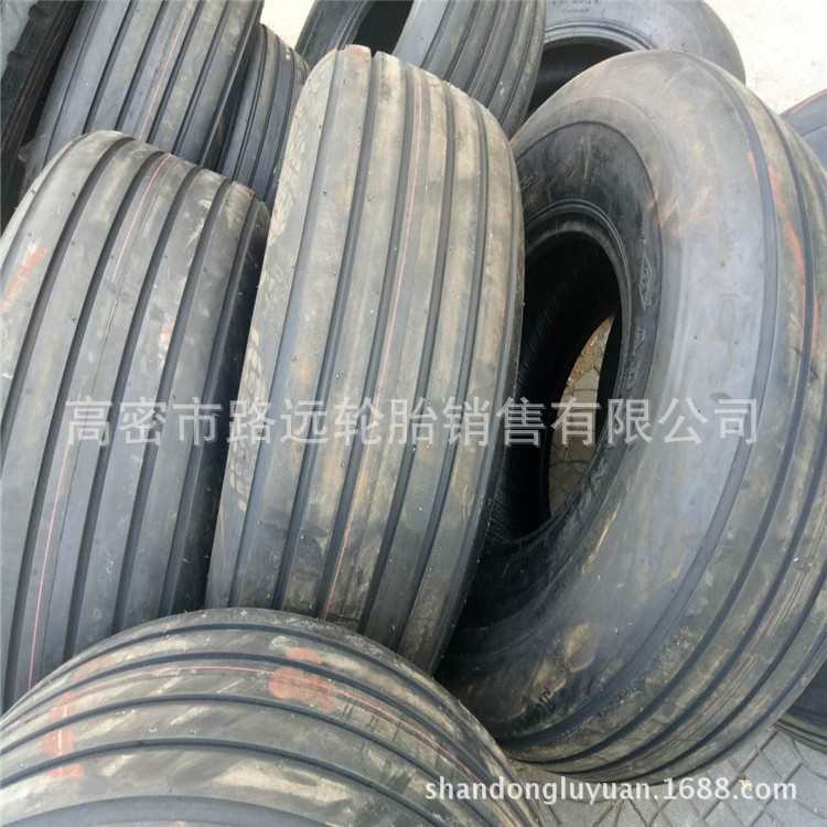 拖板车轮胎 435/50R19.5 顺纹轮胎