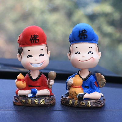 Creative shake head Jigong: Car ornaments