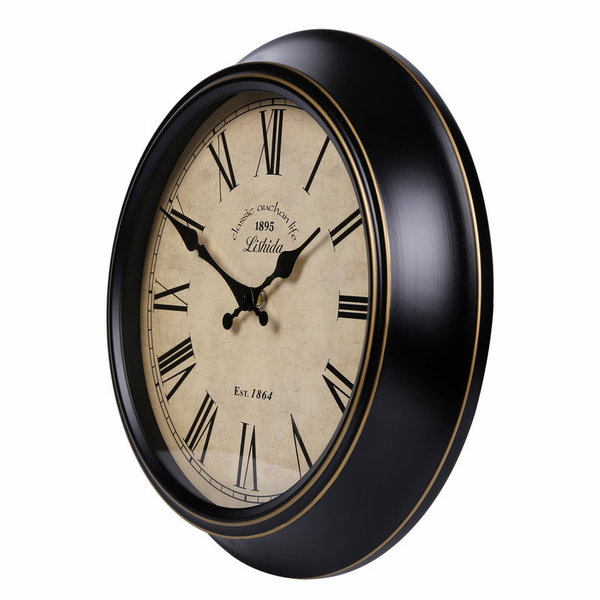 Country retro antique fashionable pocket watch