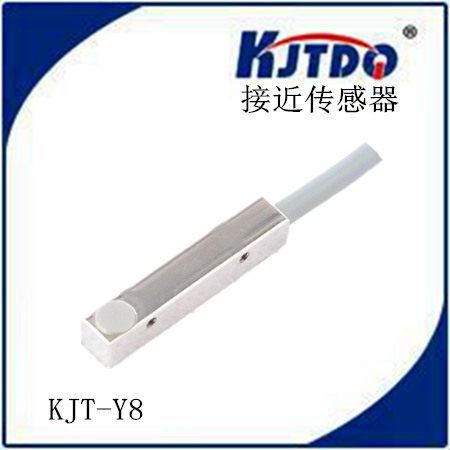 KJTDQ/凯基特 小方形接近传感器KJT-Y8三线24V直流NPN接近开关36V