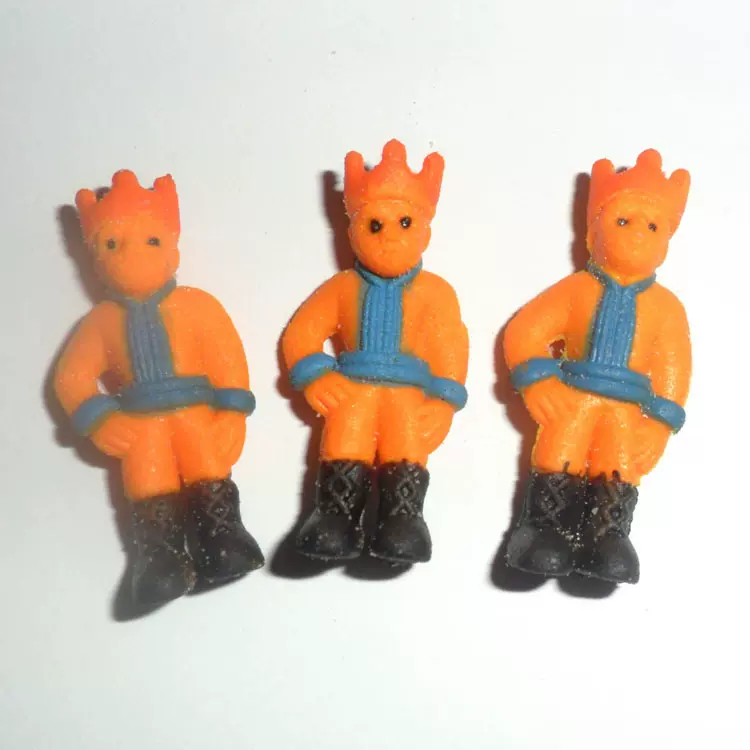 跨境热卖童话王子膨胀公仔儿童奇特玩具新奇好玩泡水变大益智玩具